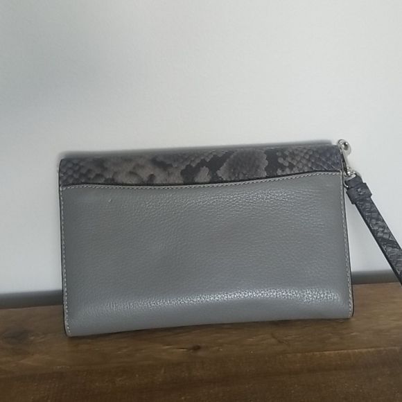 Coach Python Chain Crossbody NWT - Picture 3 of 7